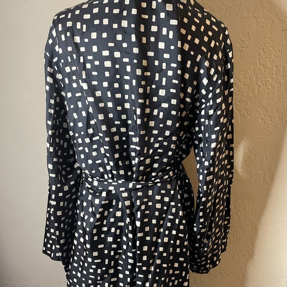 Prada Robe 100% Silk - Picture 5 of 7